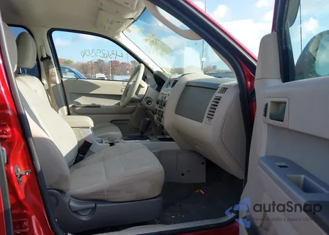 2012 Ford Escape Xlt z USA, uszkodzony, nr VIN 1FMCU0D73CKC22772